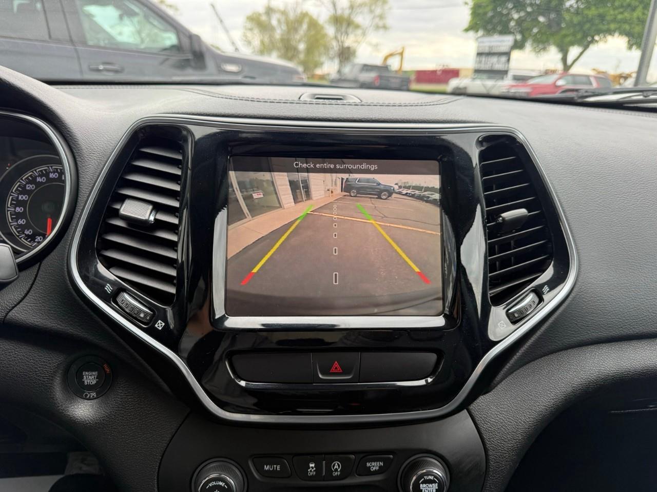 2019 Jeep Cherokee Limited 4dr 4x4 Photo