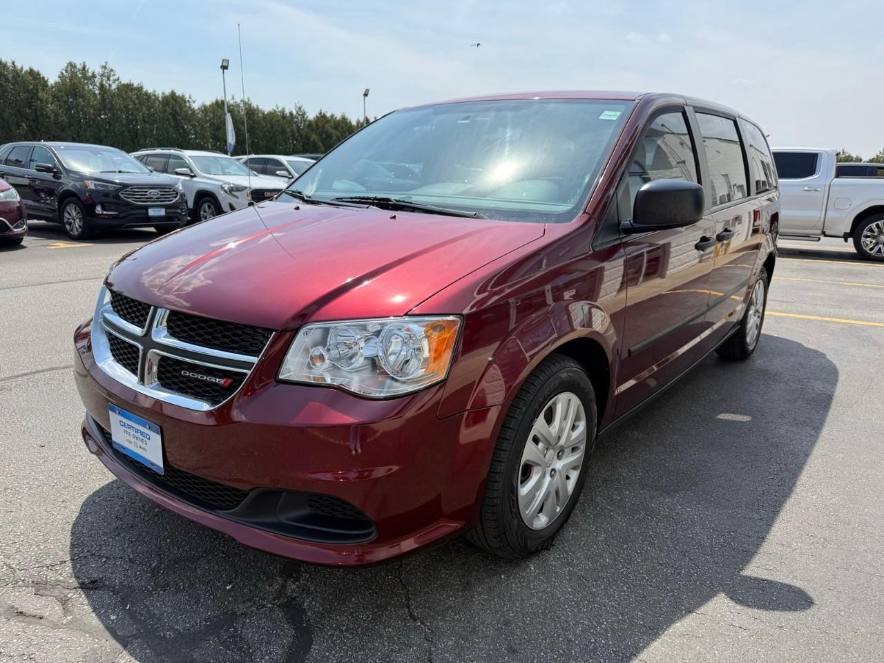 2017 Dodge Grand Caravan CVP/SXT Passenger Van Photo