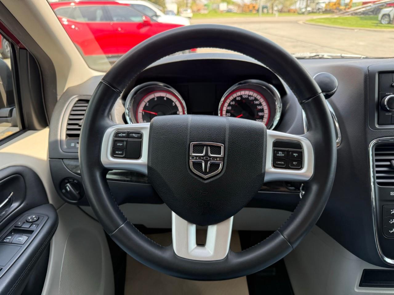2017 Dodge Grand Caravan CVP/SXT Passenger Van Photo