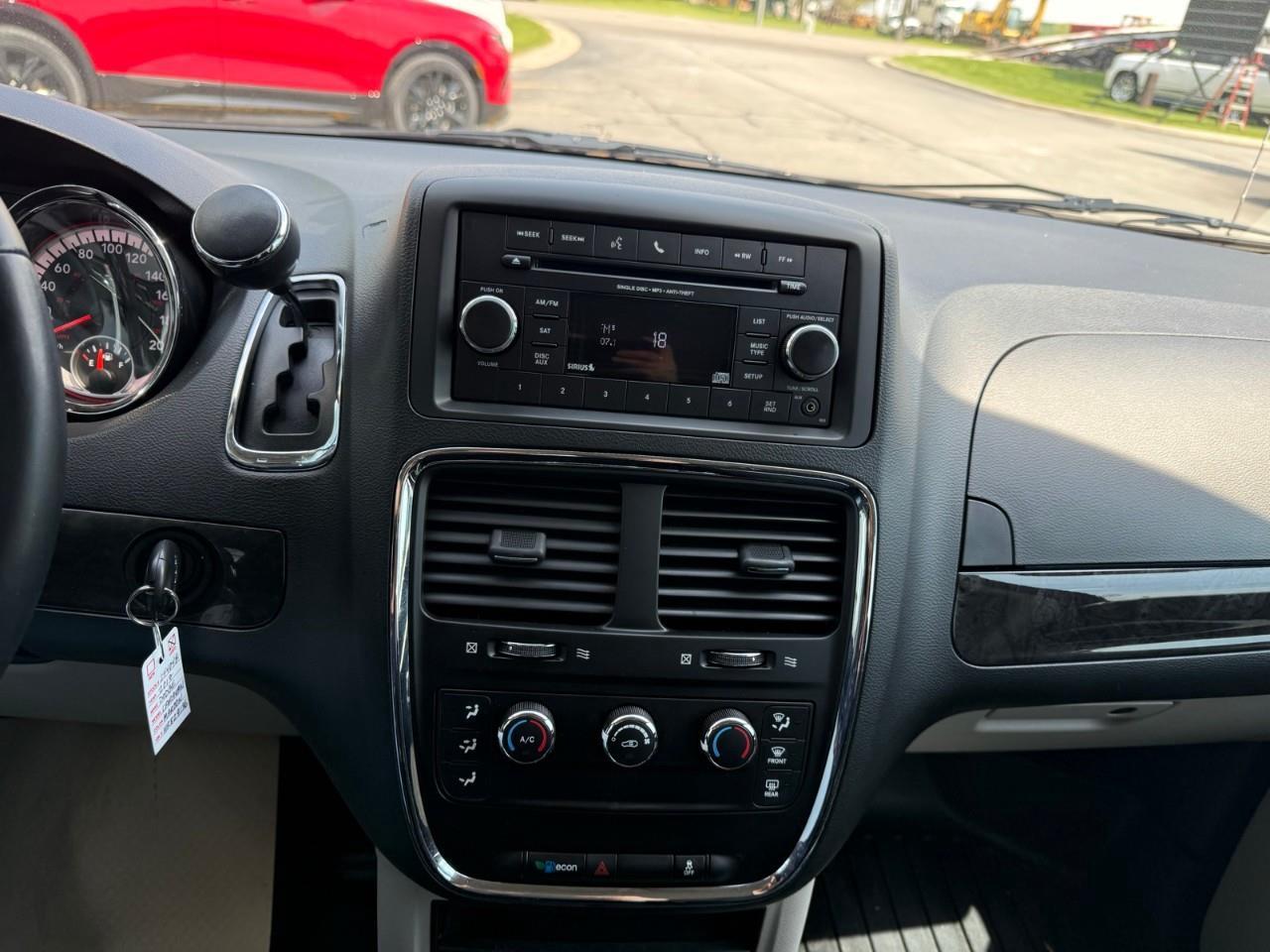 2017 Dodge Grand Caravan CVP/SXT Passenger Van Photo