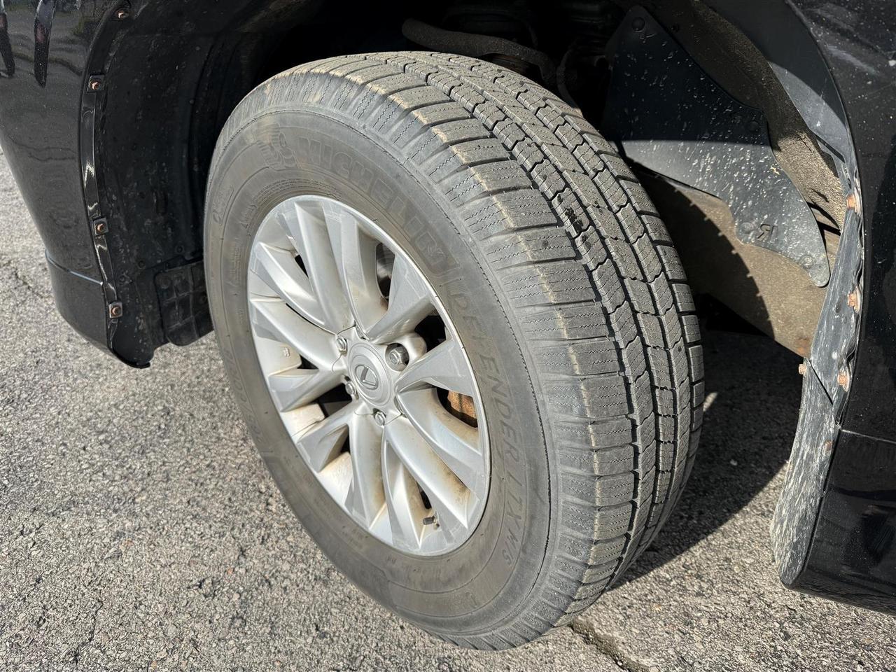 2015 Lexus GX 460 PREMIUM   2 SETS OF TIRES   CLEAN CARFAX Photo