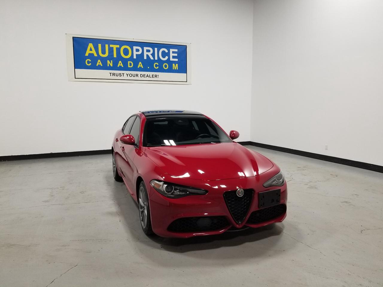 2022 Alfa Romeo Giulia Sprint 4dr All-Wheel Drive Sedan Photo0