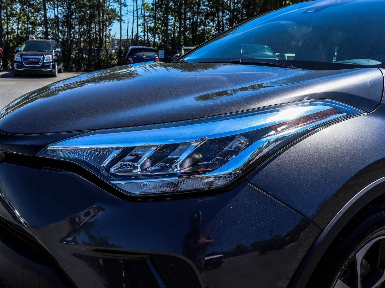 2020 Toyota C-HR XLE Premium 4dr Front-Wheel Drive Sport Utility Photo