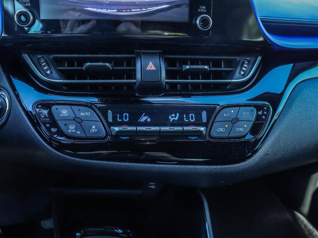 2020 Toyota C-HR XLE Premium 4dr Front-Wheel Drive Sport Utility Photo