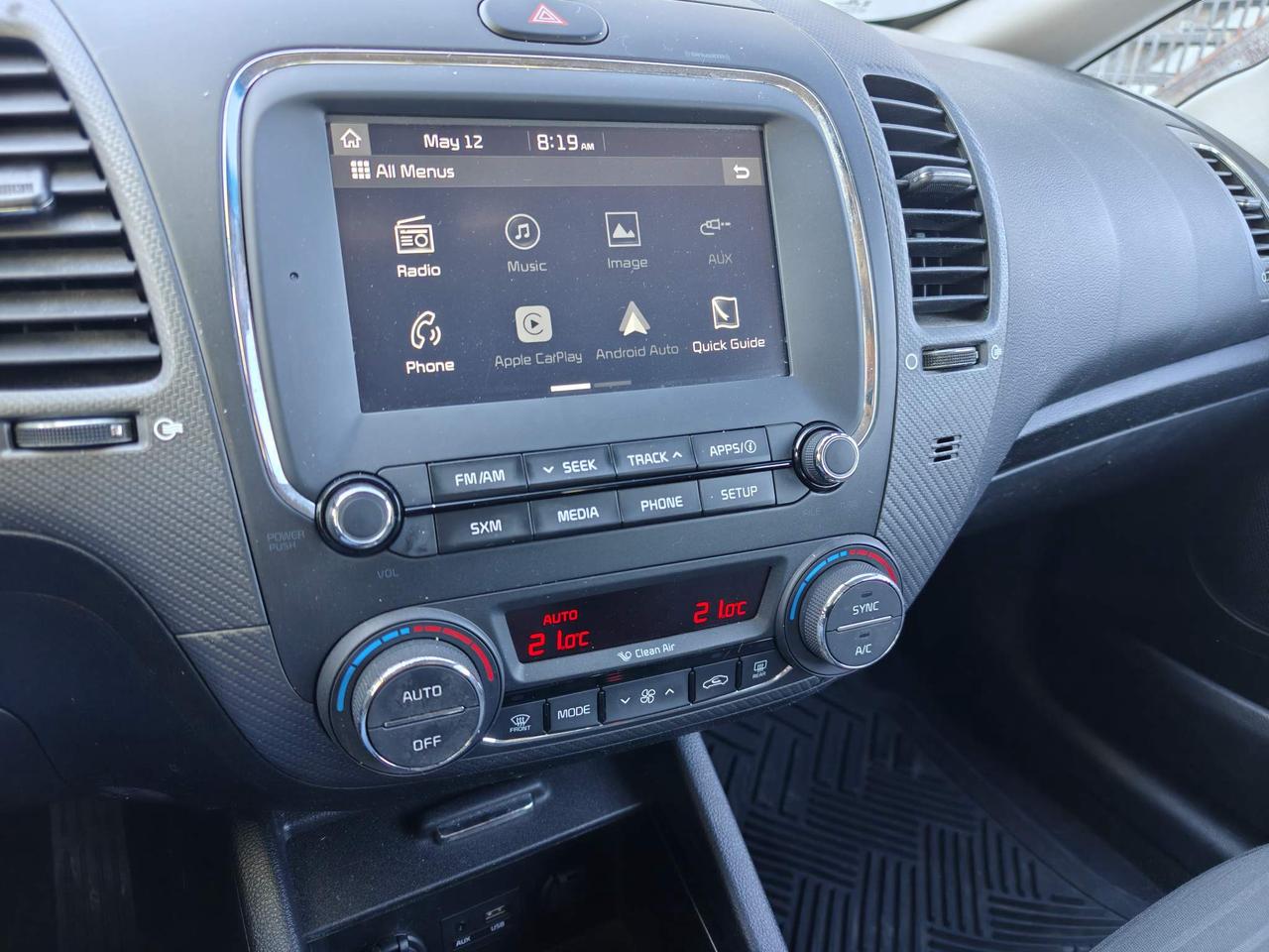 2018 Kia Forte 2.0L EX (A6) 4dr Hatchback Photo