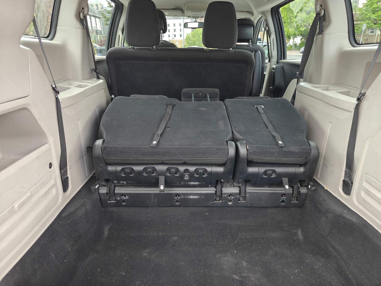2017 Dodge Grand Caravan CVP/SXT Passenger Van Photo