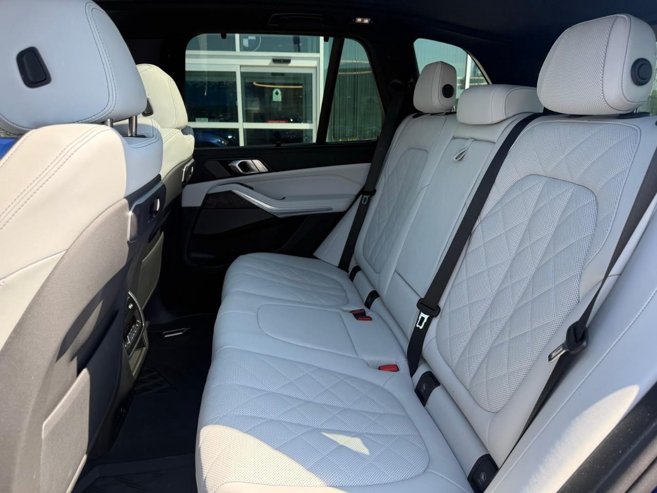 2025 BMW X5 xDrive40i Photo