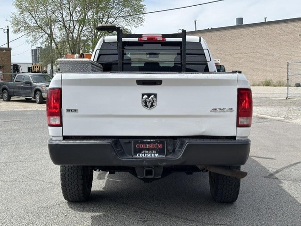 2014 RAM 2500 4X4 V8 HEMI-CREW CAB-SHORT BOX-GOVERNMENT OWNED! Photo