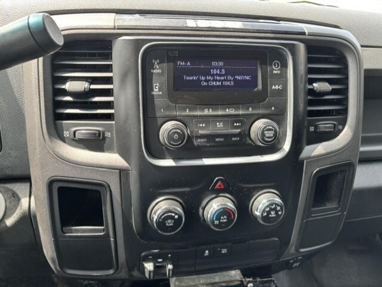 2014 RAM 2500 4X4 V8 HEMI-CREW CAB-SHORT BOX-GOVERNMENT OWNED! Photo