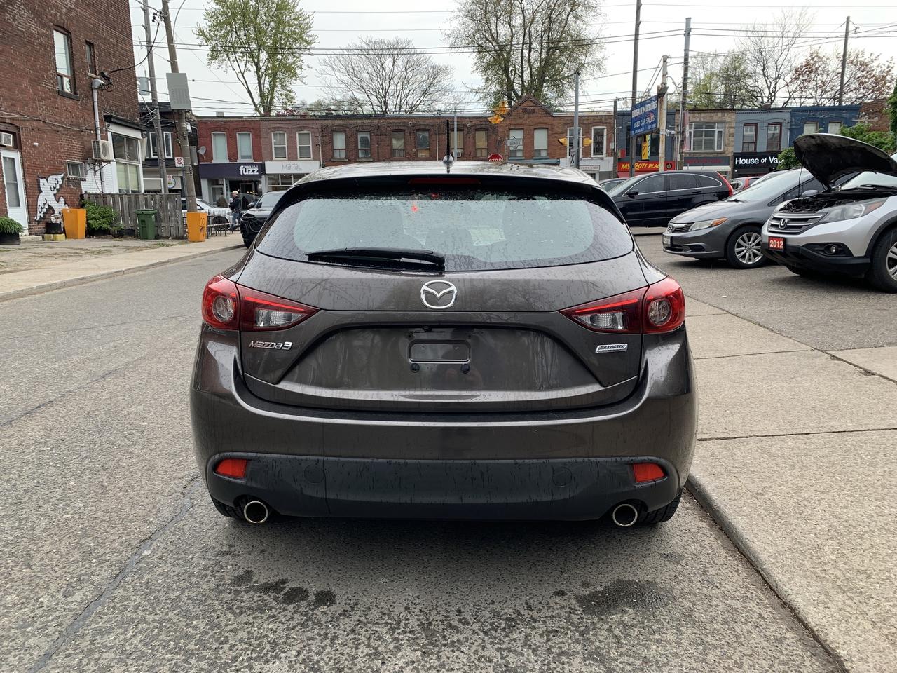 2015 Mazda MAZDA3 4dr HB Sport Auto GS-SKY Photo
