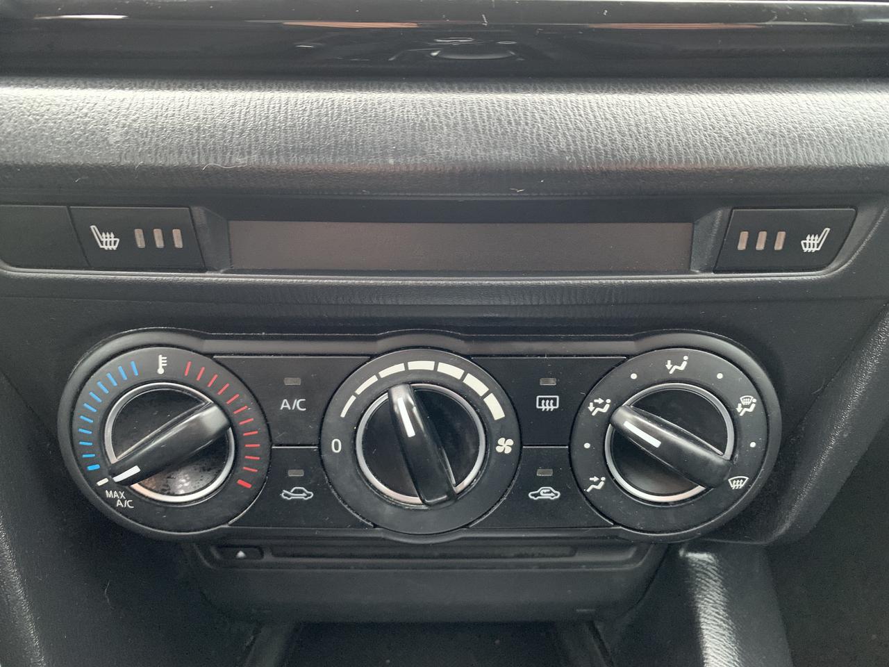 2015 Mazda MAZDA3 4dr HB Sport Auto GS-SKY Photo
