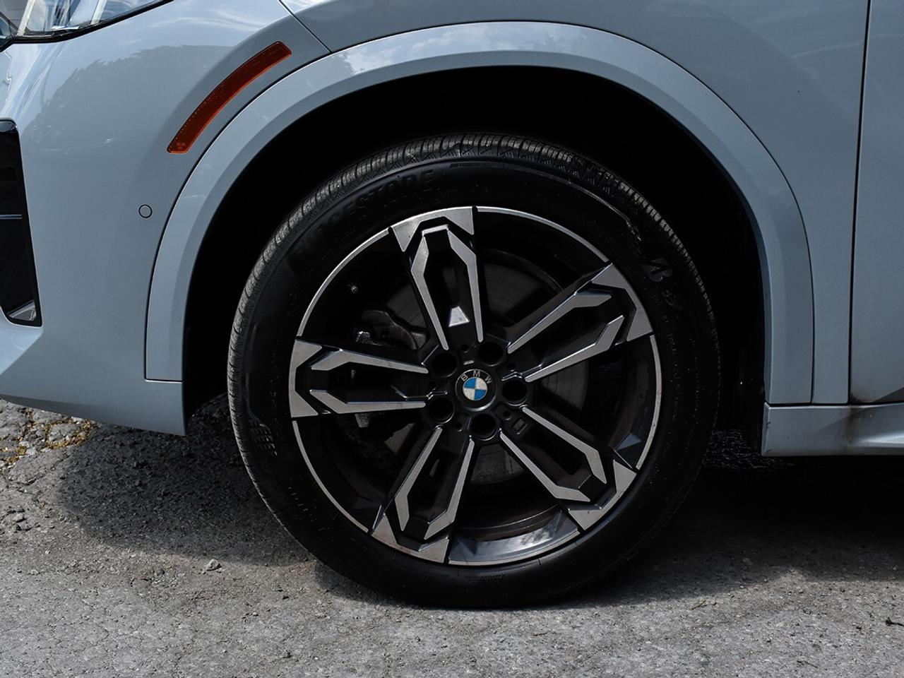 2025 BMW X2 xDrive28i Photo