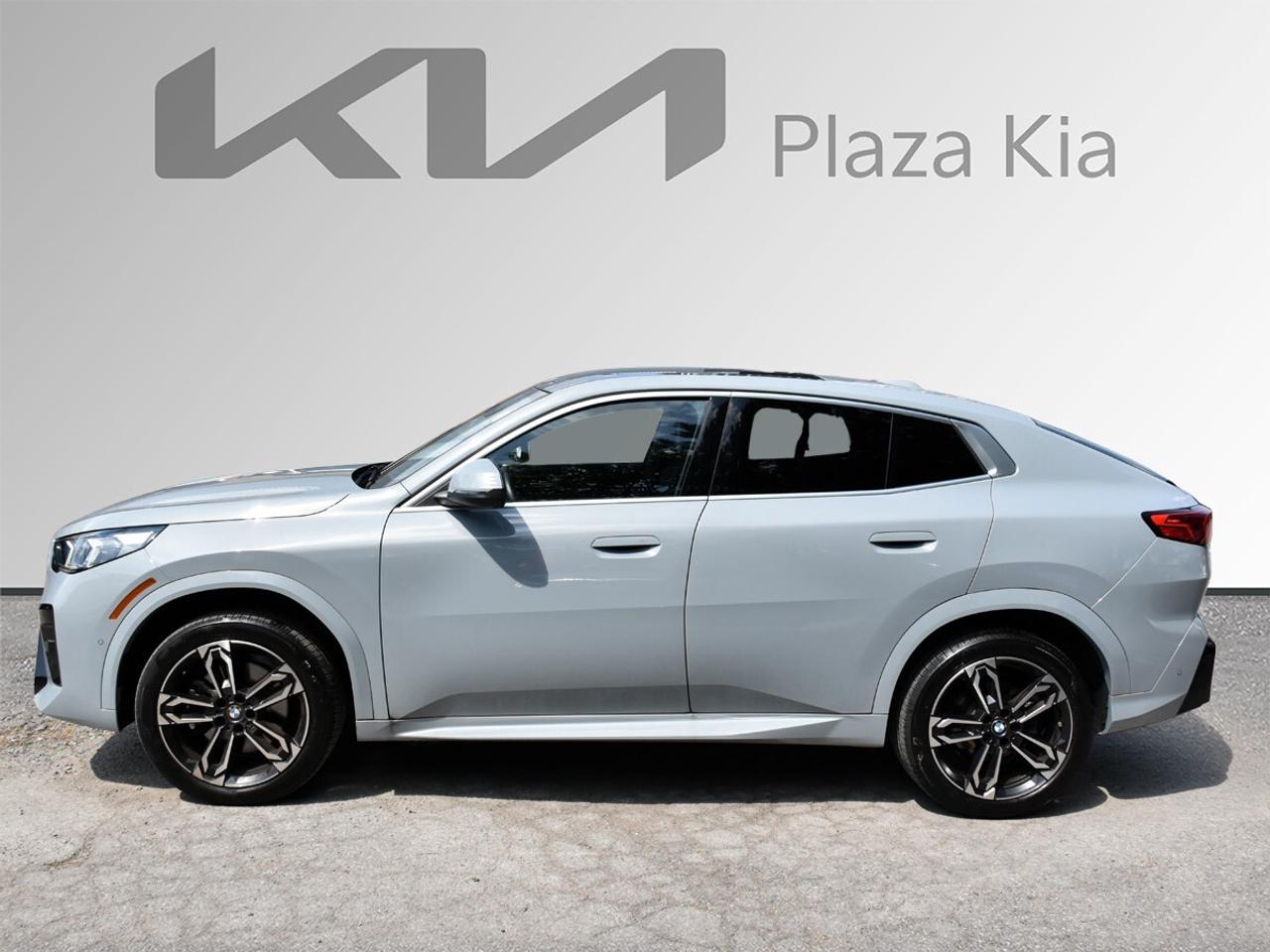 2025 BMW X2 xDrive28i Photo4