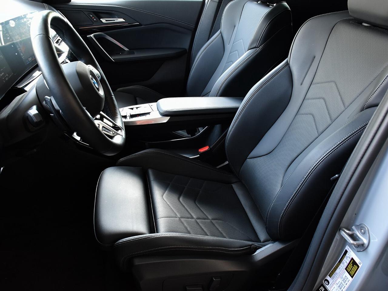 2025 BMW X2 xDrive28i Photo