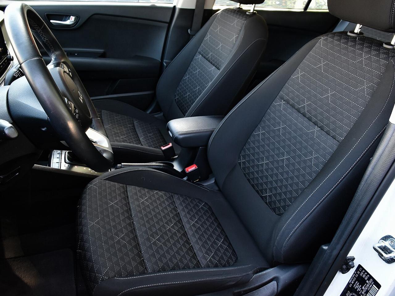 2022 Kia Rio 5-door LX+ Photo