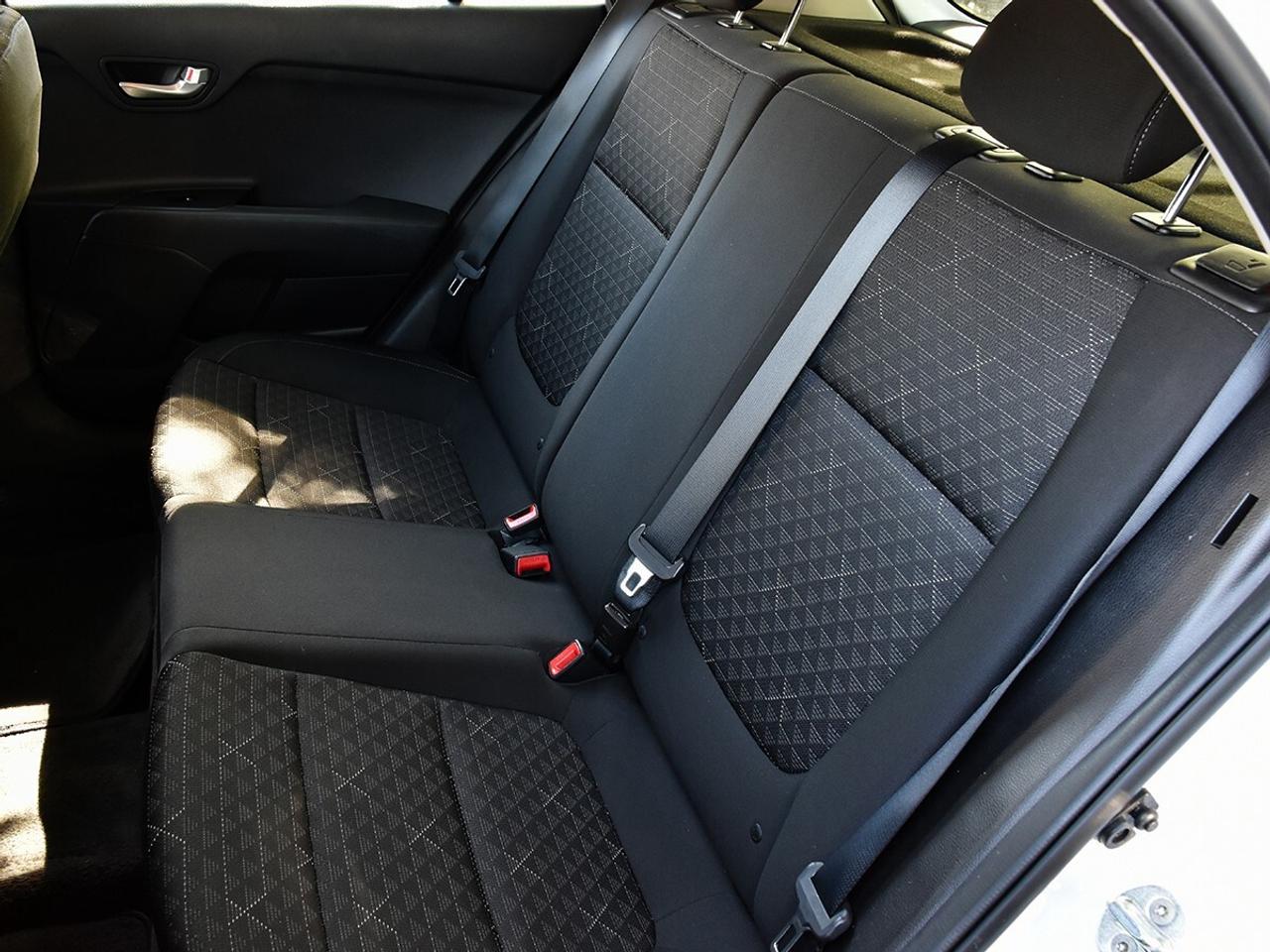 2022 Kia Rio 5-door LX+ Photo