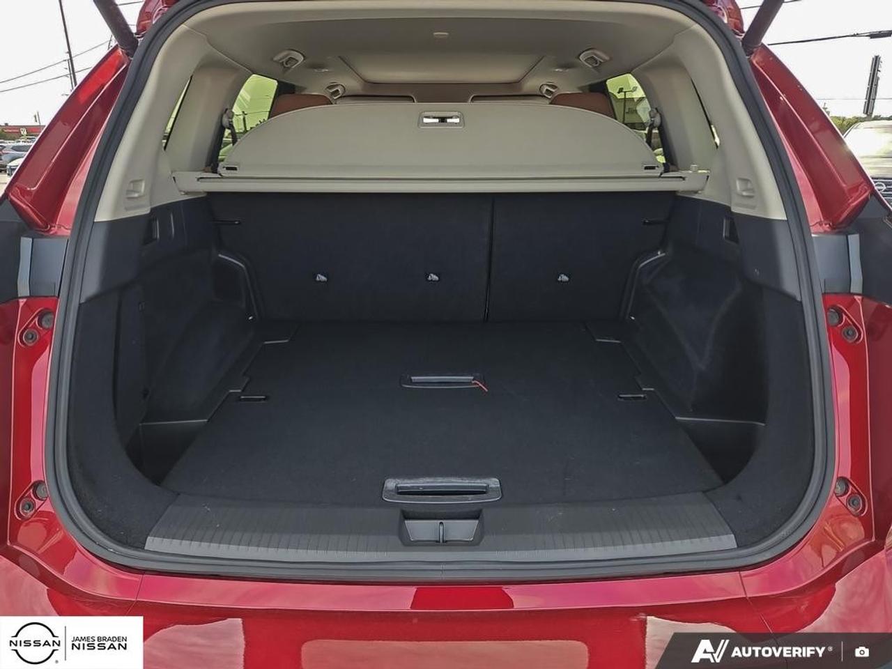 2026 Nissan Rogue AWD Platinum Photo
