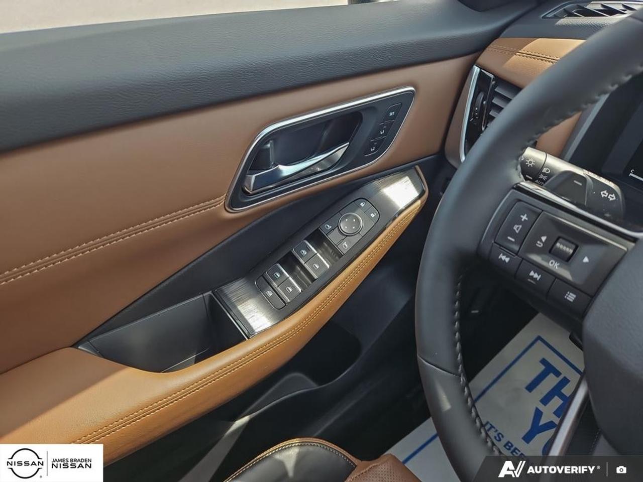 2026 Nissan Rogue AWD Platinum Photo
