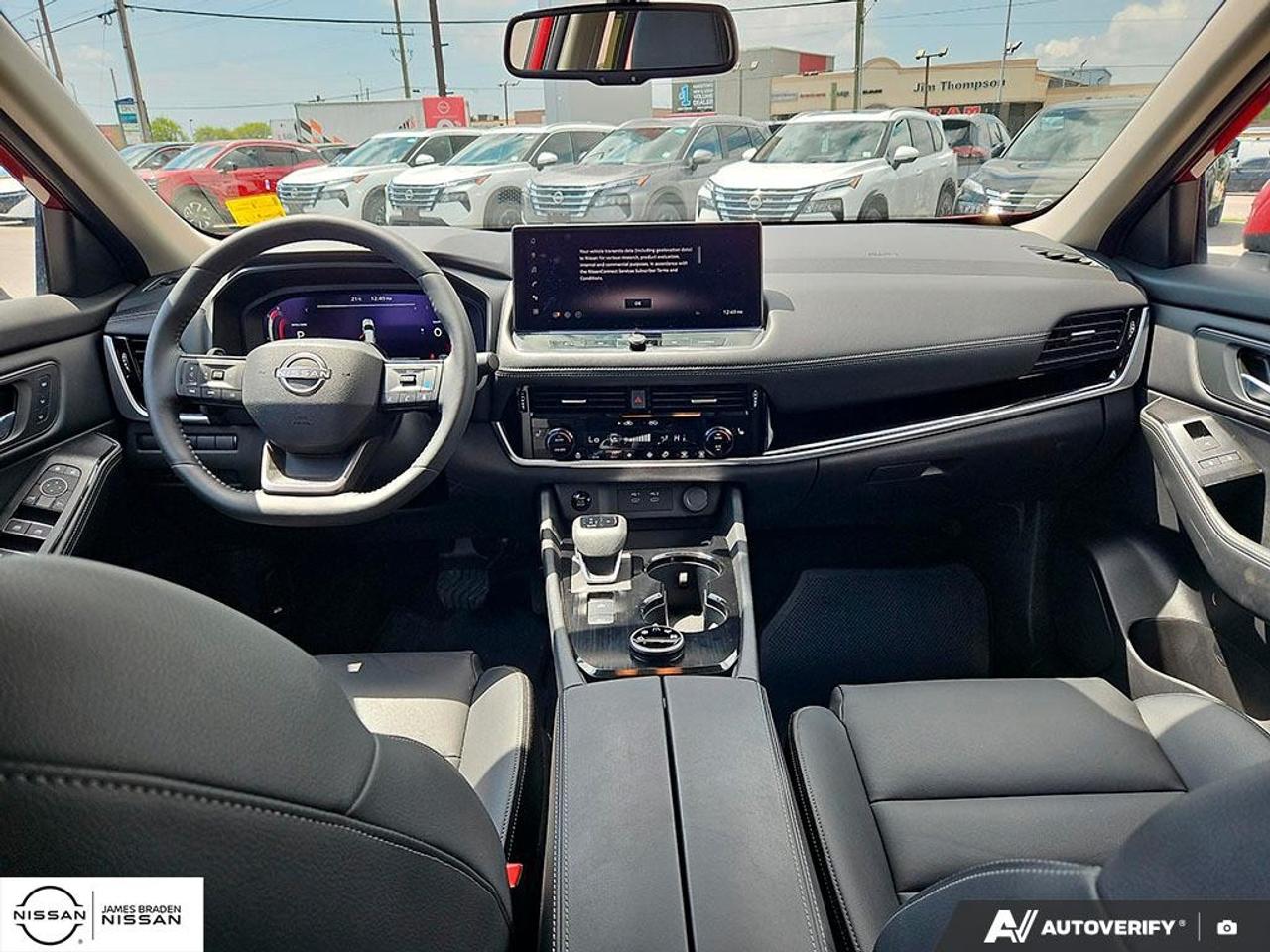 2025 Nissan Rogue AWD SL Photo