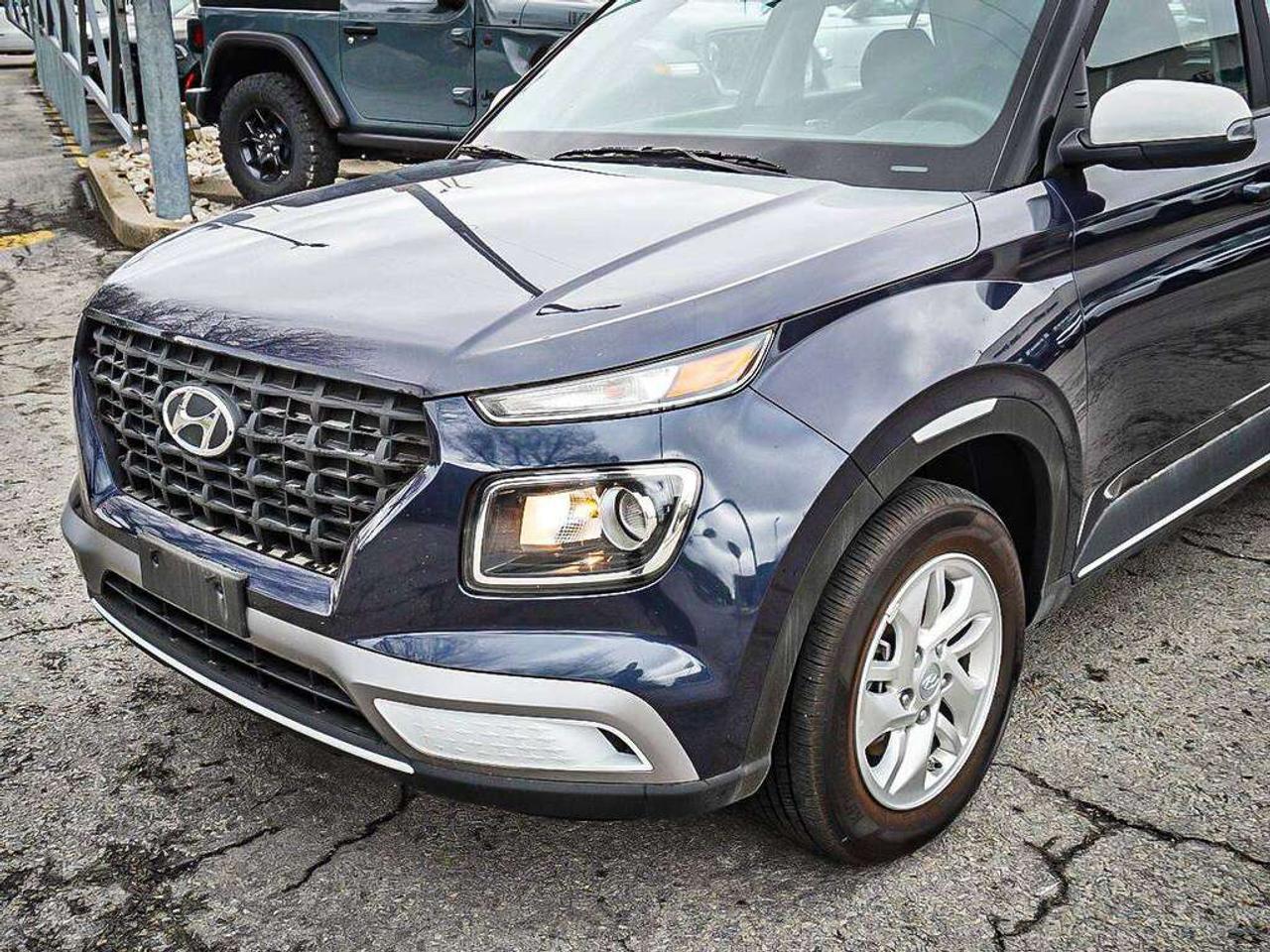 2025 Hyundai Venue  Photo