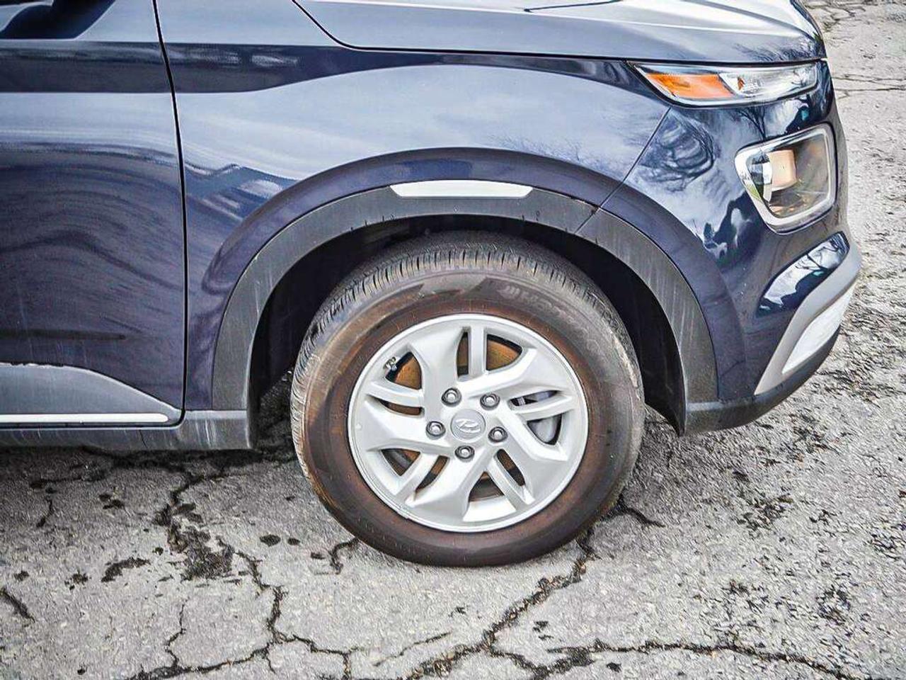 2025 Hyundai Venue  Photo