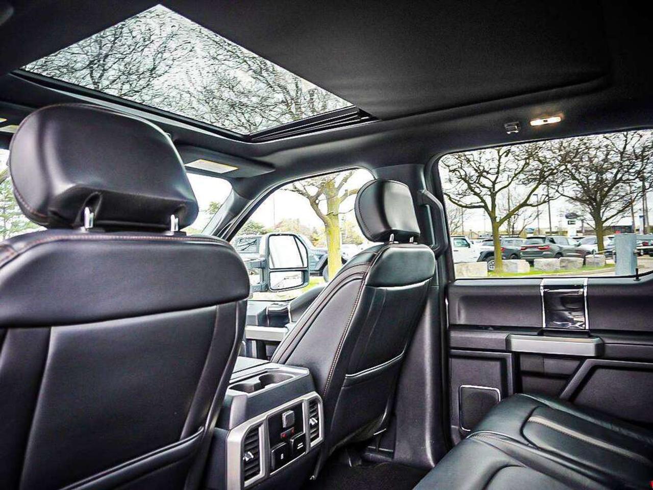 2022 Ford F-350  Photo