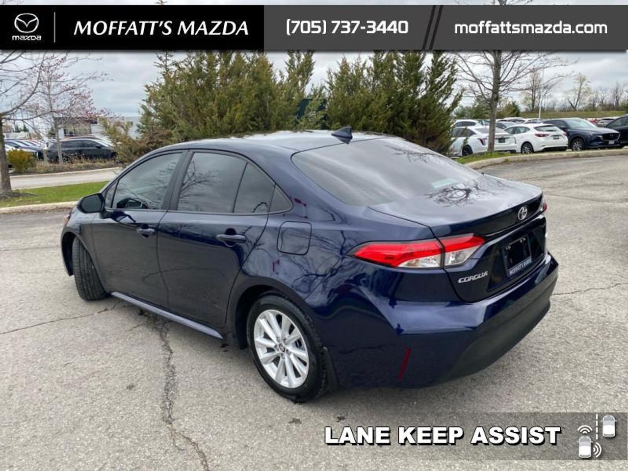 2024 Toyota Corolla LE Photo