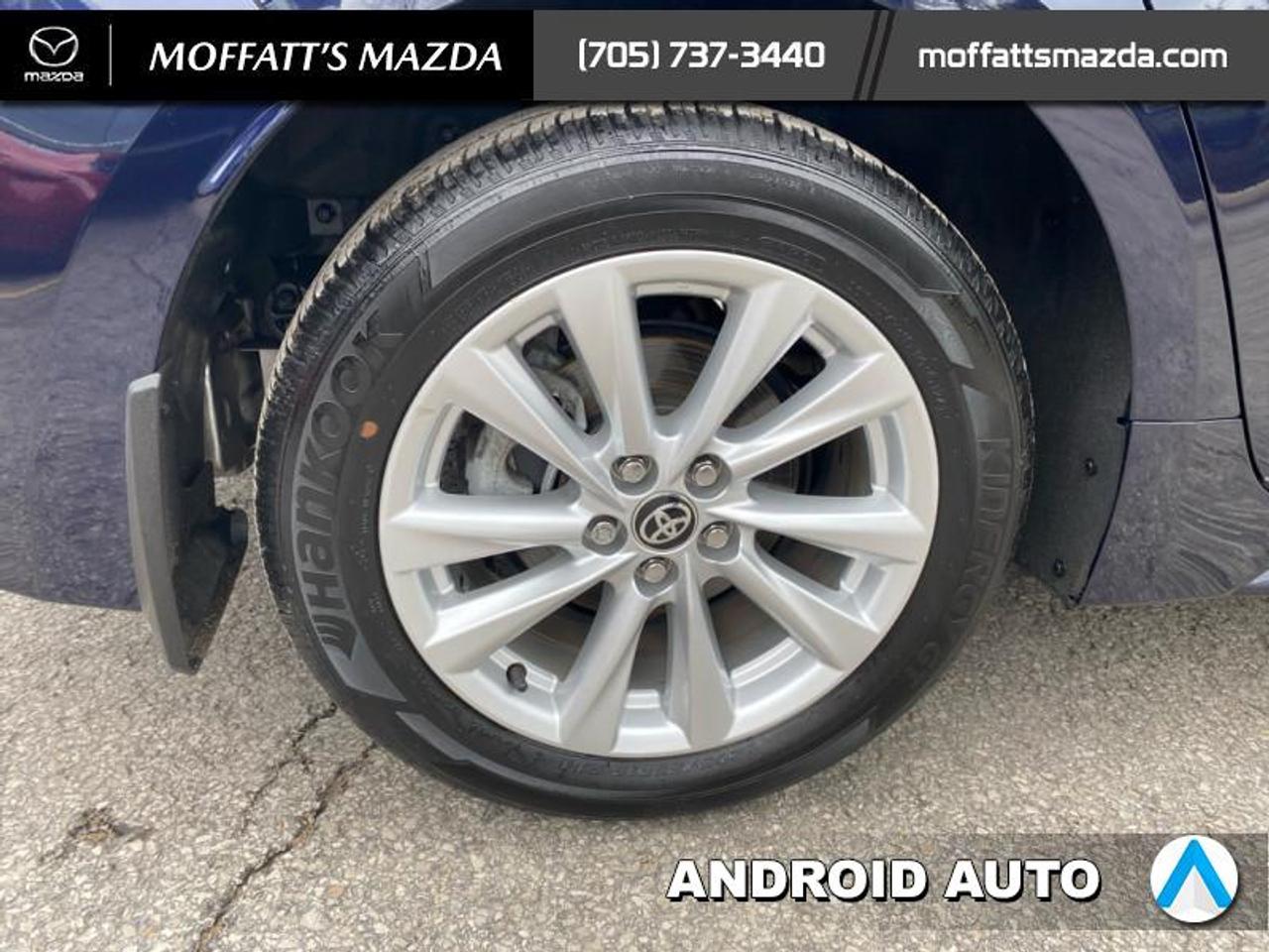 2024 Toyota Corolla LE Photo
