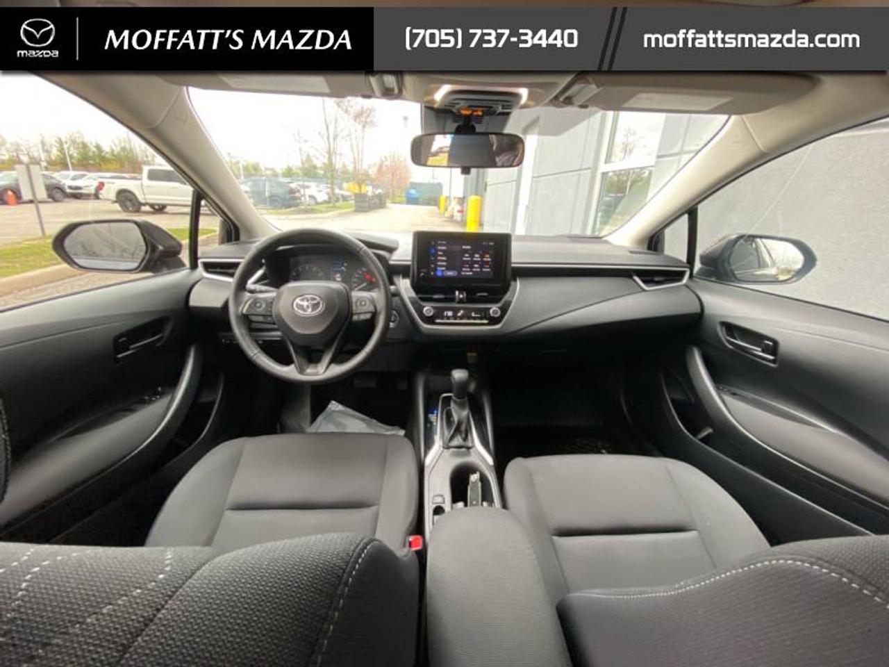 2024 Toyota Corolla LE Photo