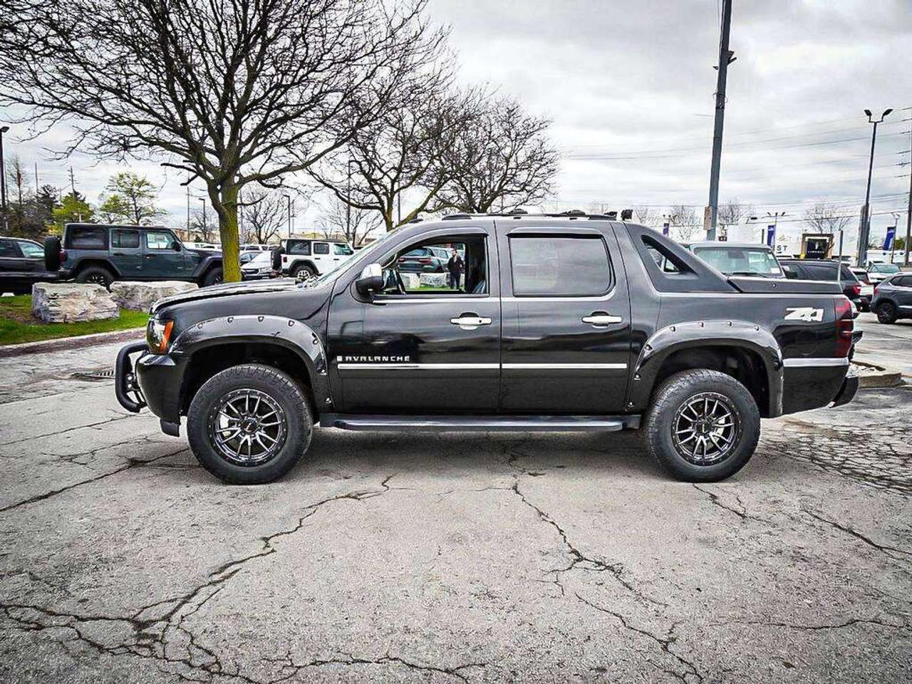 2009 Chevrolet Avalanche  Photo