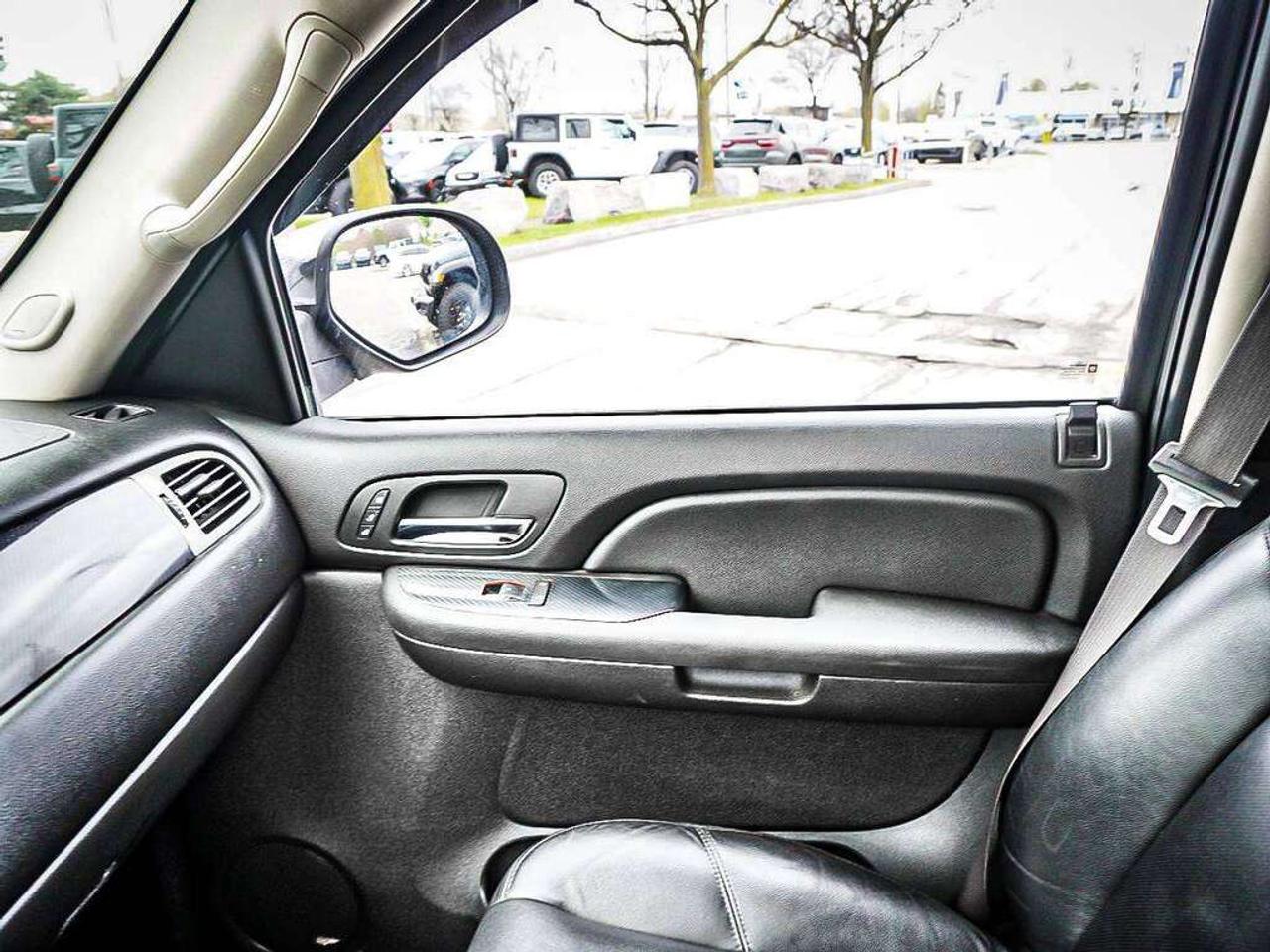 2009 Chevrolet Avalanche  Photo