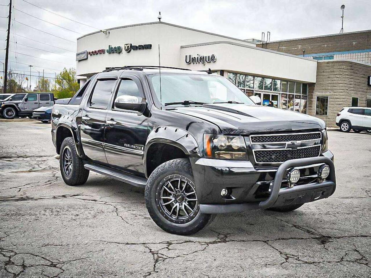 2009 Chevrolet Avalanche  Photo