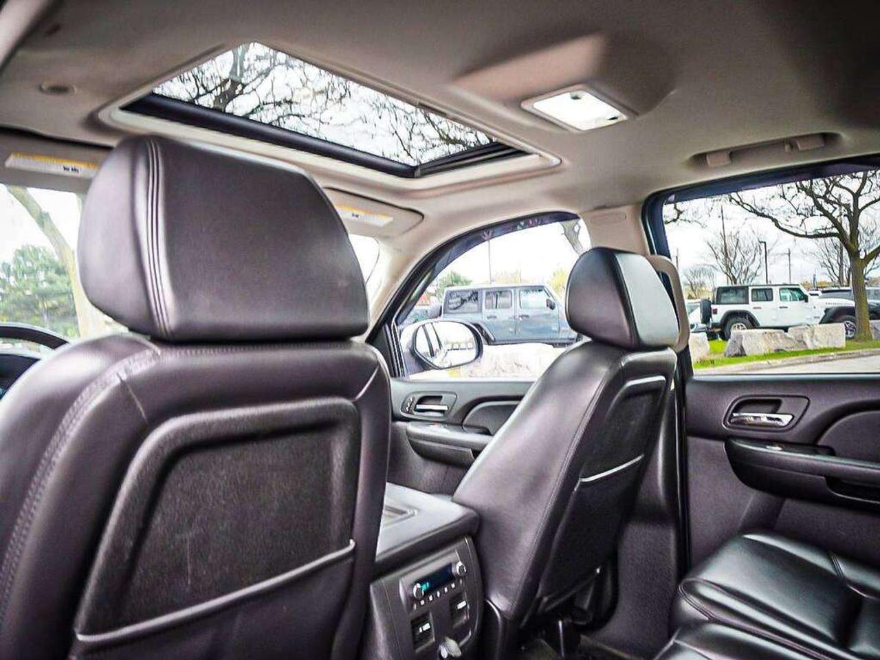 2009 Chevrolet Avalanche  Photo
