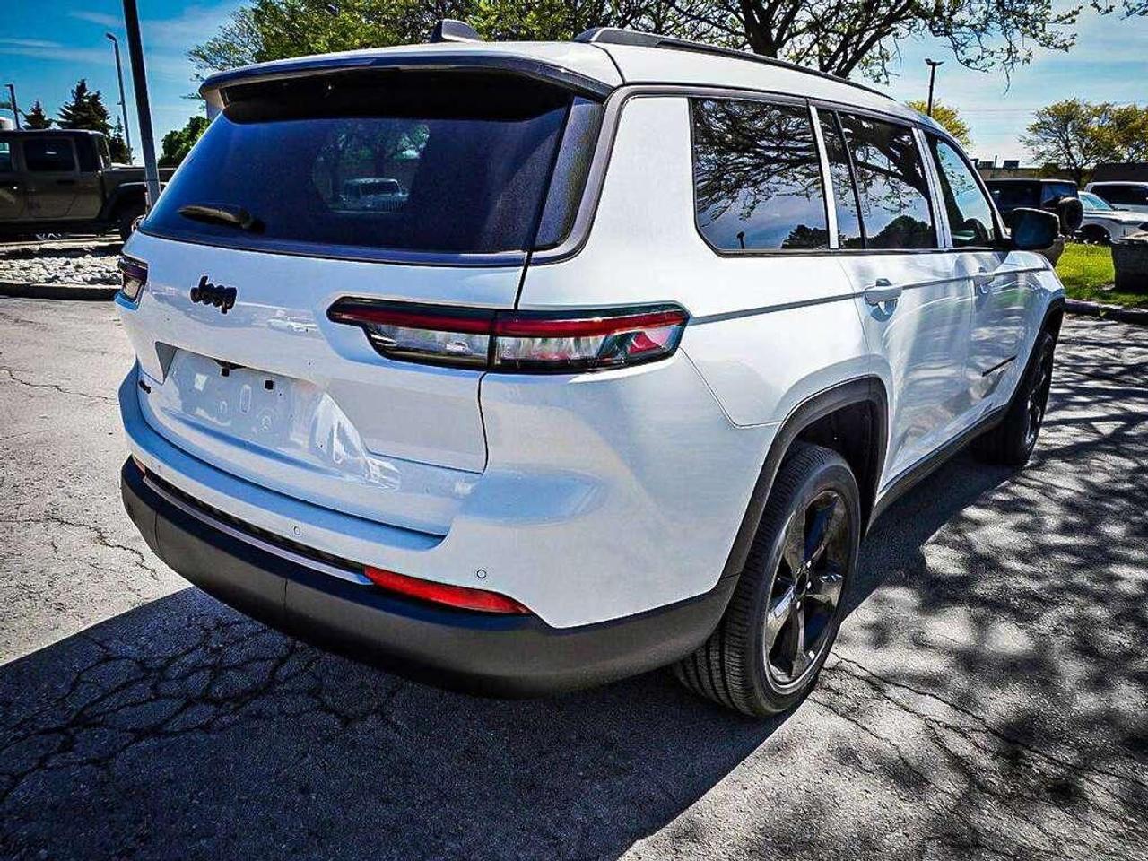 2026 Jeep Grand Cherokee L  Photo