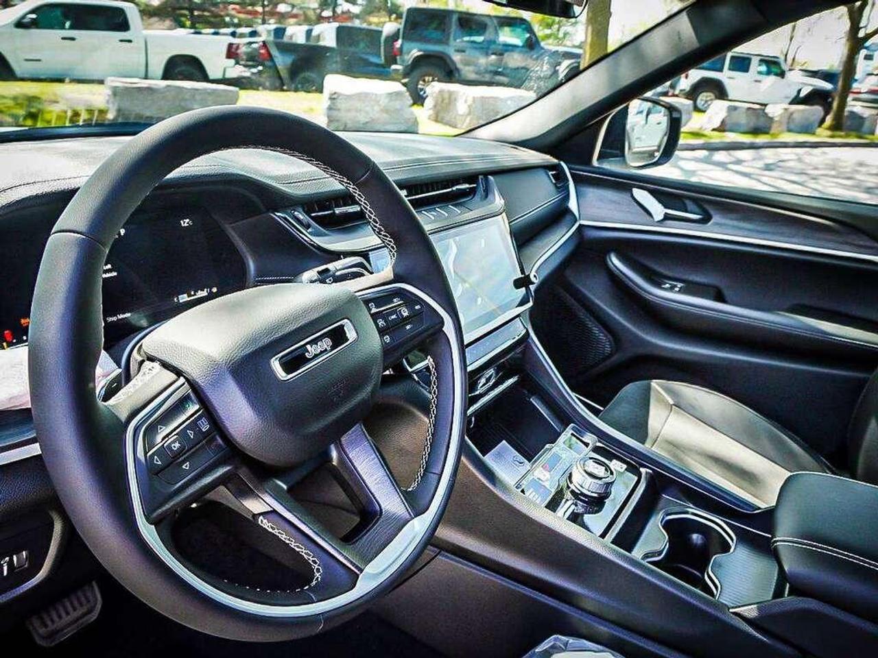 2026 Jeep Grand Cherokee L  Photo
