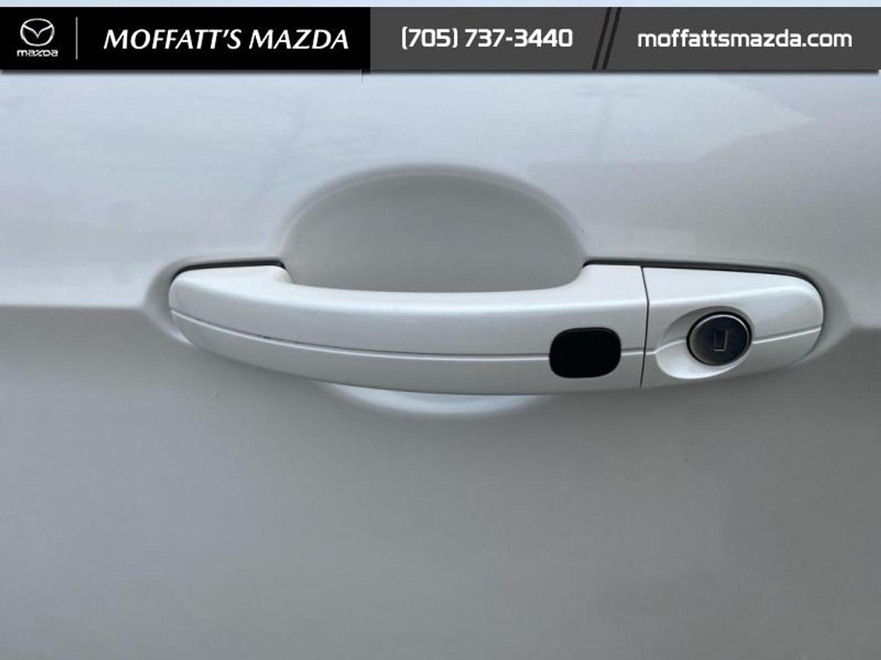 2018 Ford Escape Titanium Photo