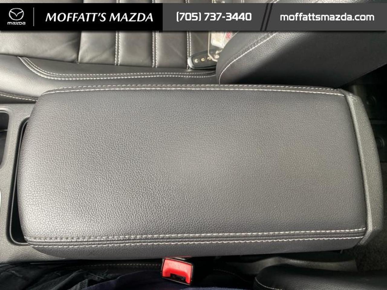 2018 Ford Escape Titanium Photo