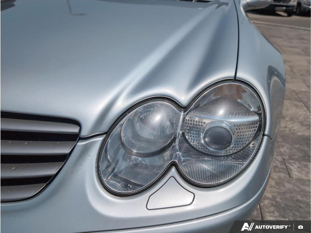 2004 Mercedes-Benz SL-Class Base SL 500 2dr Roadster Photo