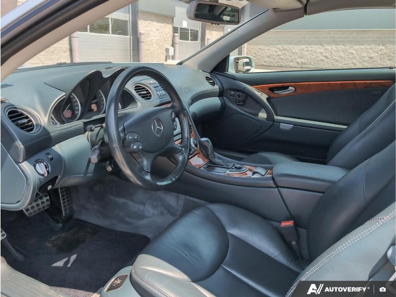 2004 Mercedes-Benz SL-Class Base SL 500 2dr Roadster Photo