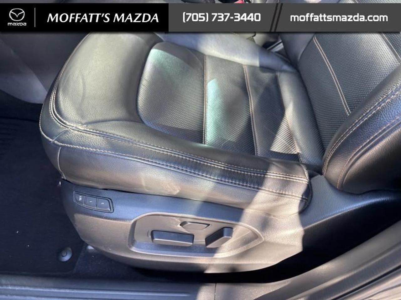 2022 Mazda CX-5 GT Photo