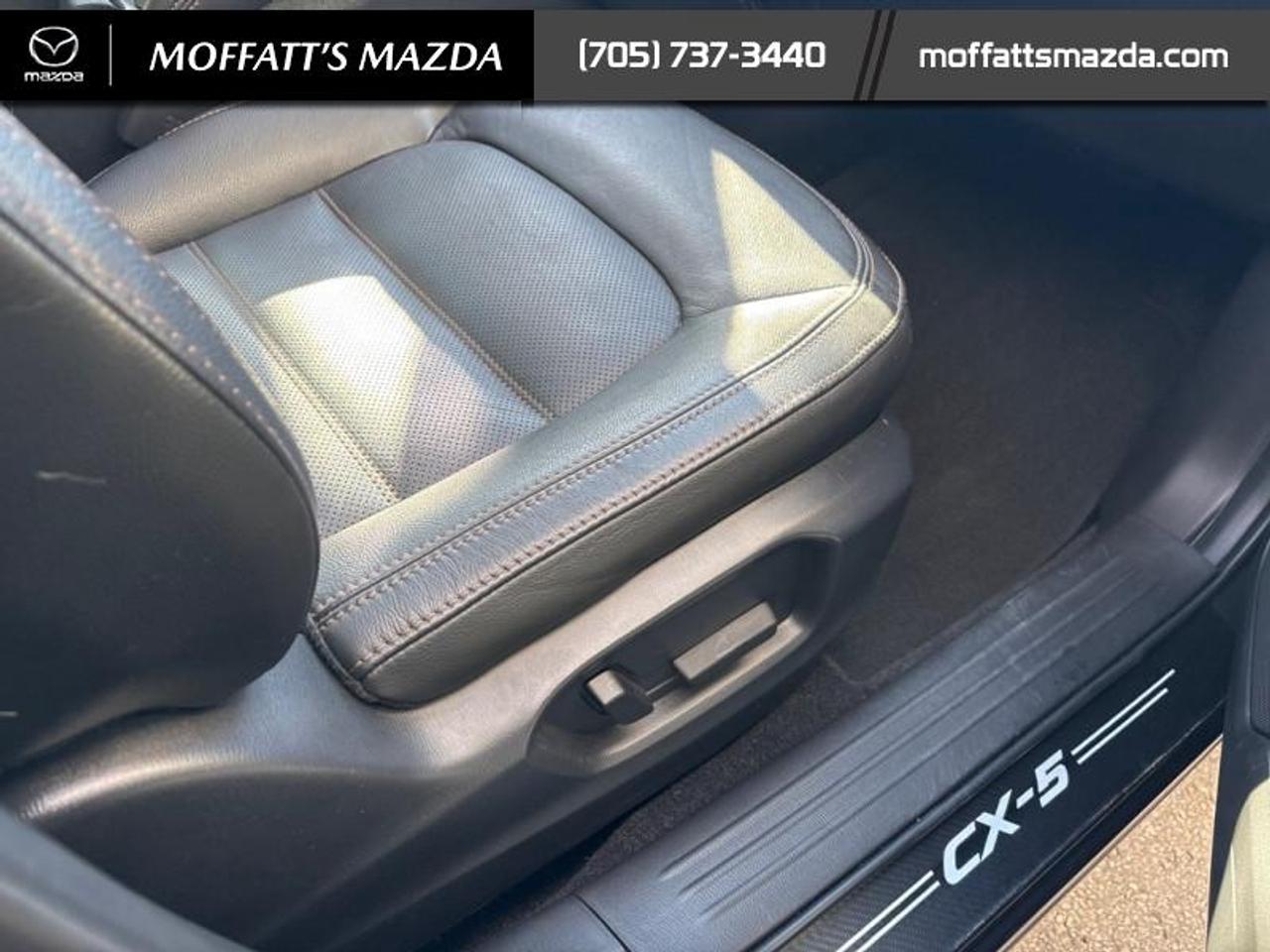 2022 Mazda CX-5 GT Photo