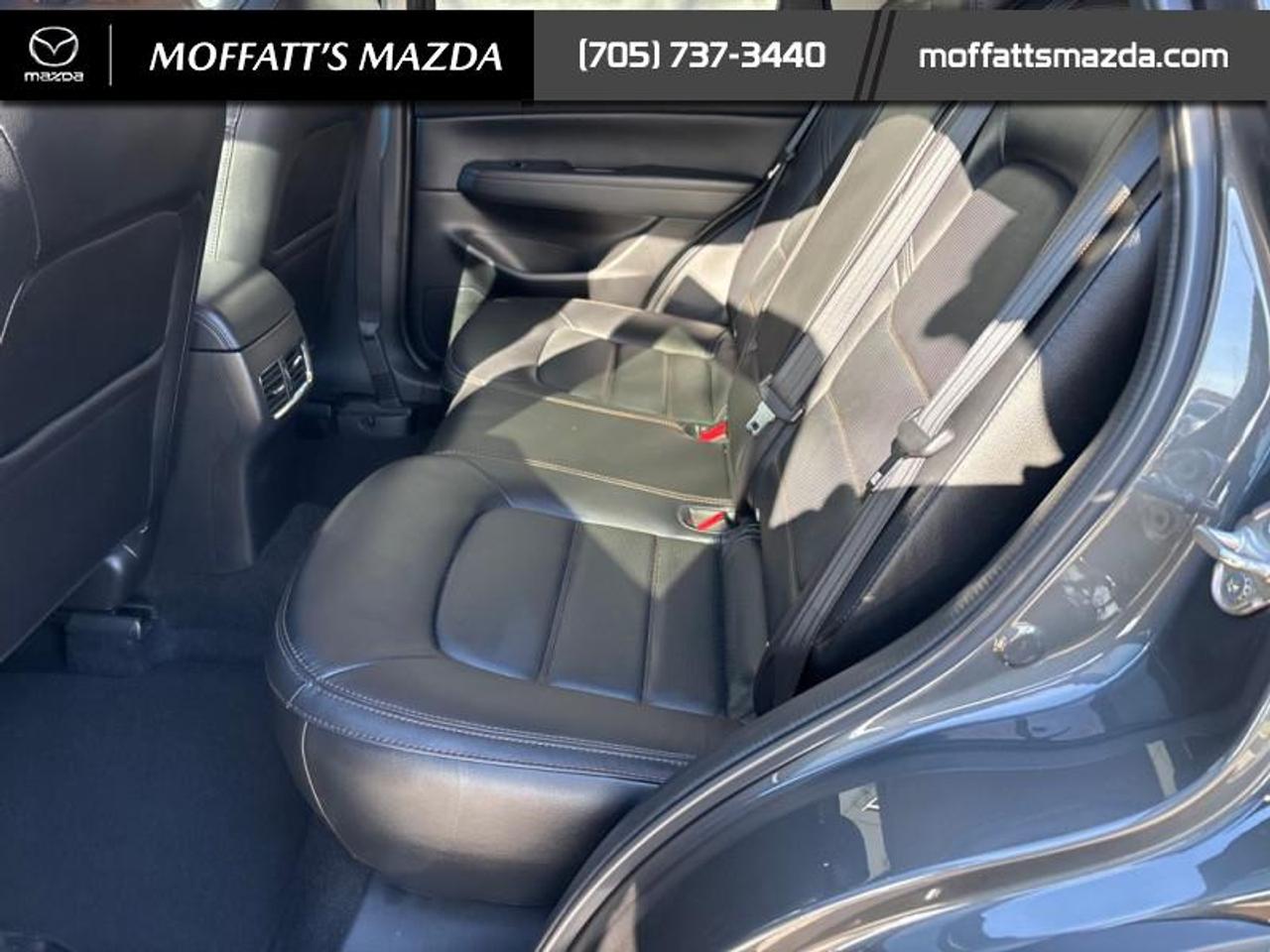 2022 Mazda CX-5 GT Photo