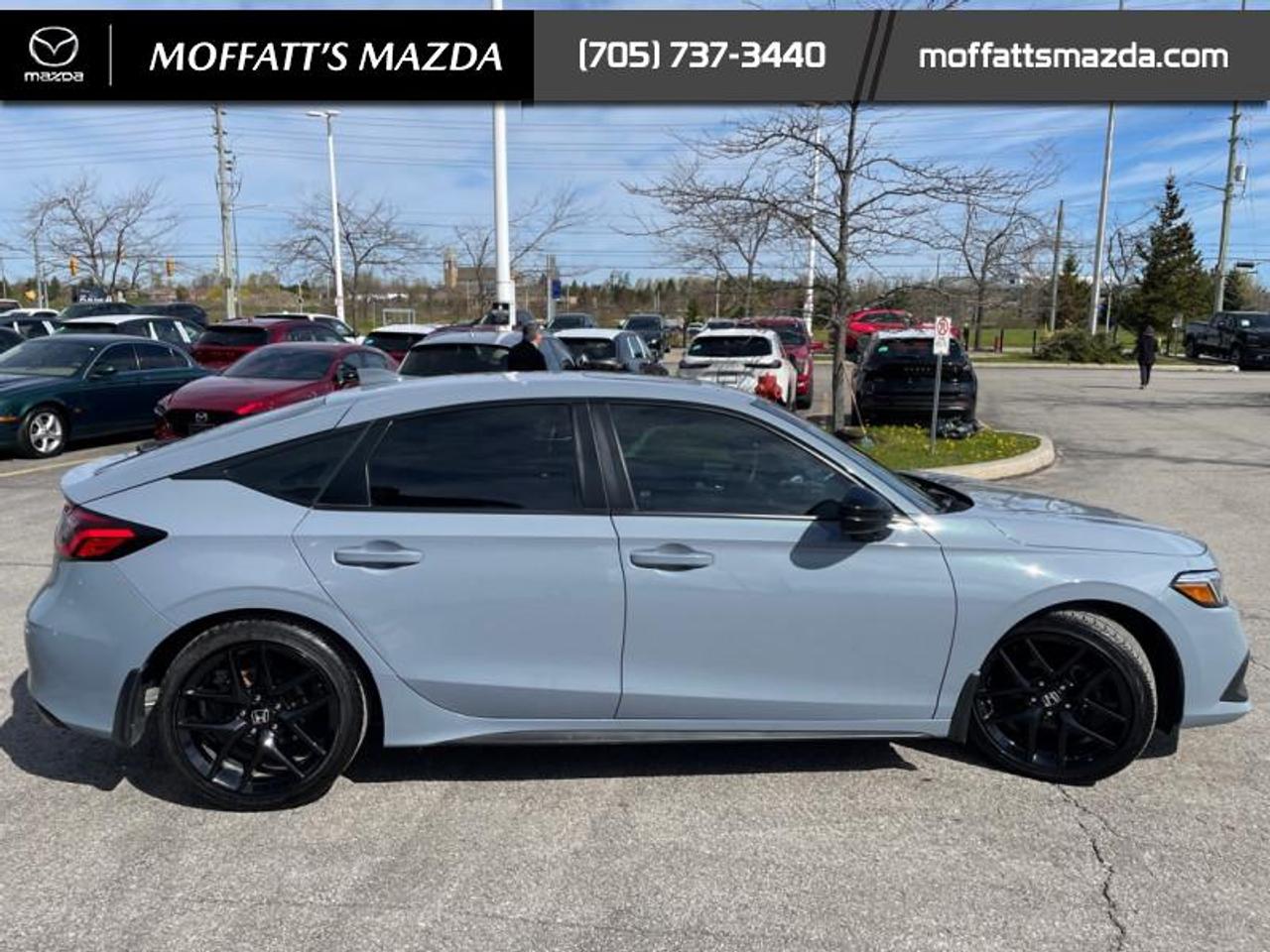 2023 Honda Civic Hatchback SPORT Photo