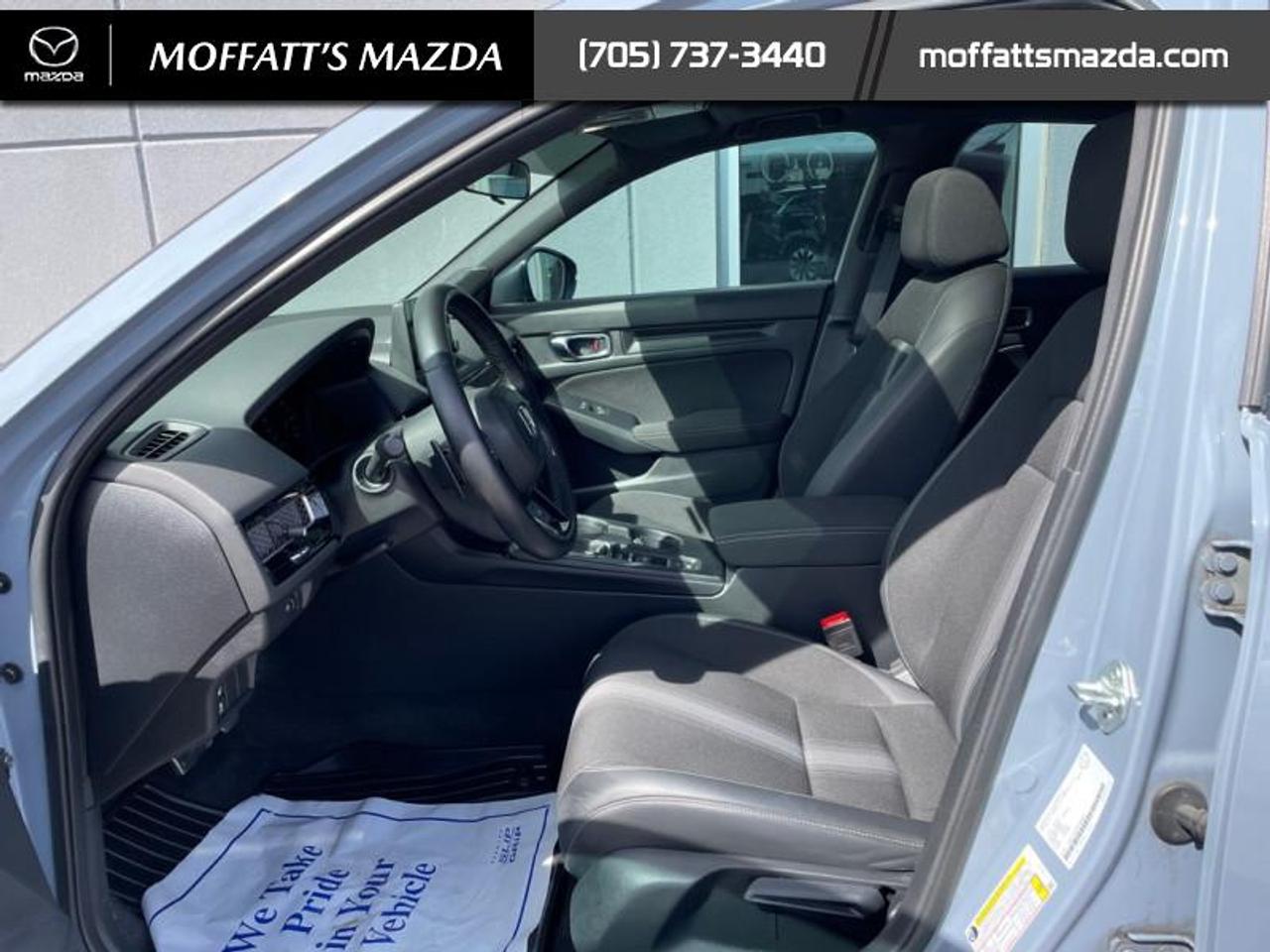 2023 Honda Civic Hatchback SPORT Photo