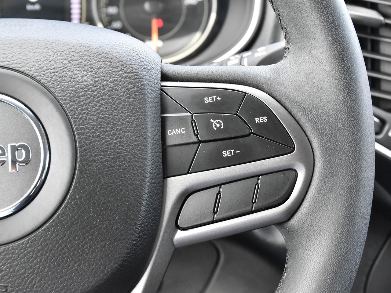 2022 Jeep Cherokee North Photo