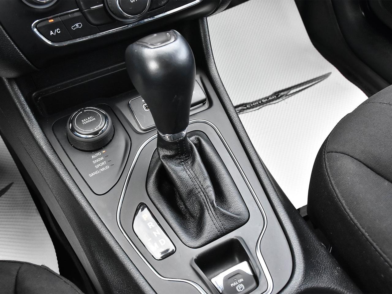 2022 Jeep Cherokee North Photo