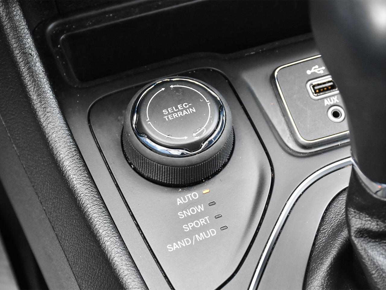 2022 Jeep Cherokee North Photo
