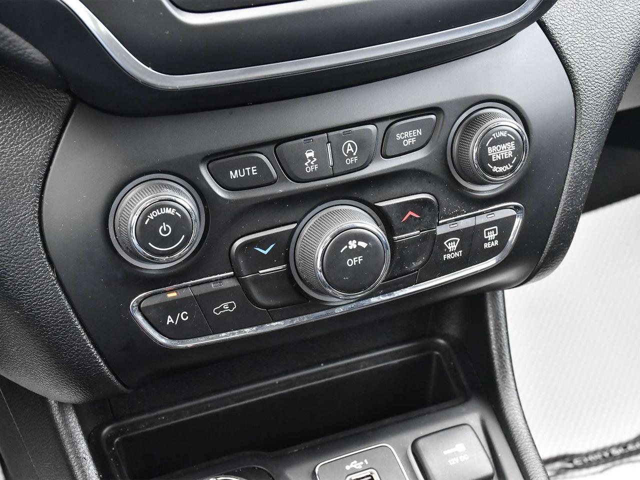 2022 Jeep Cherokee North Photo