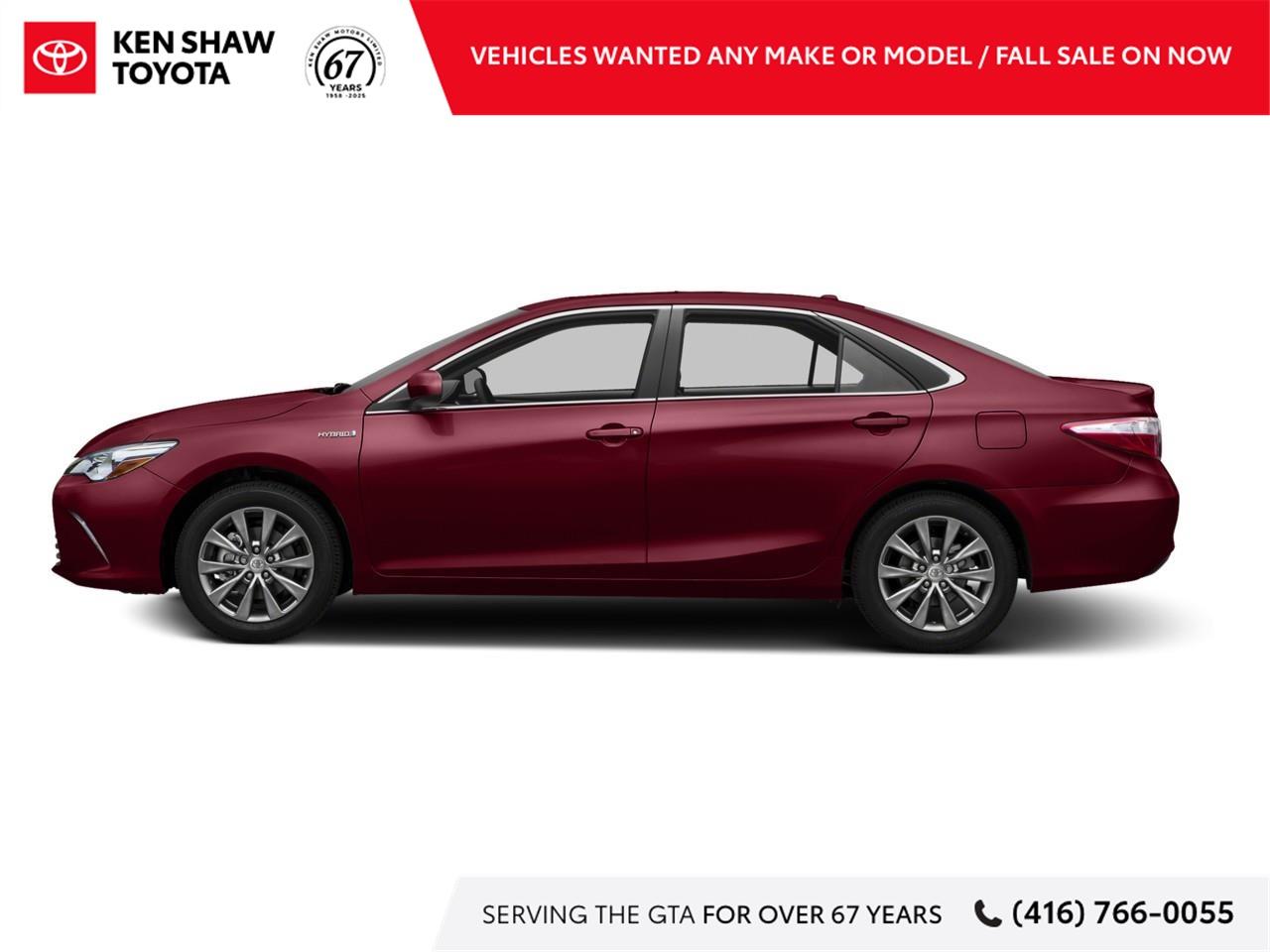 2017 Toyota Camry Hybrid XLE 4dr Sedan Photo