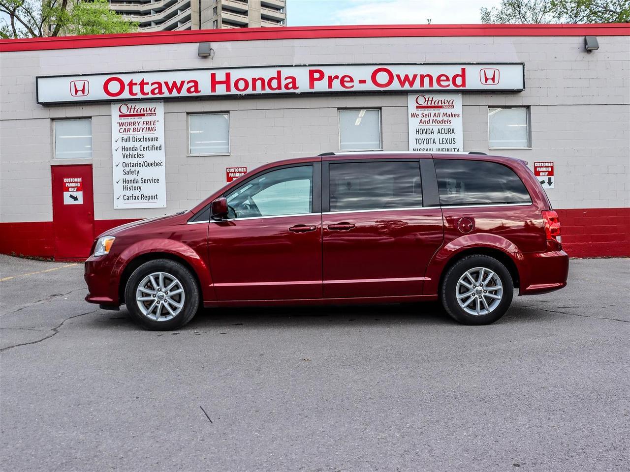 2020 Dodge Grand Caravan SXT PREMIUM NAVI DUAL DVD TOW PKG Photo